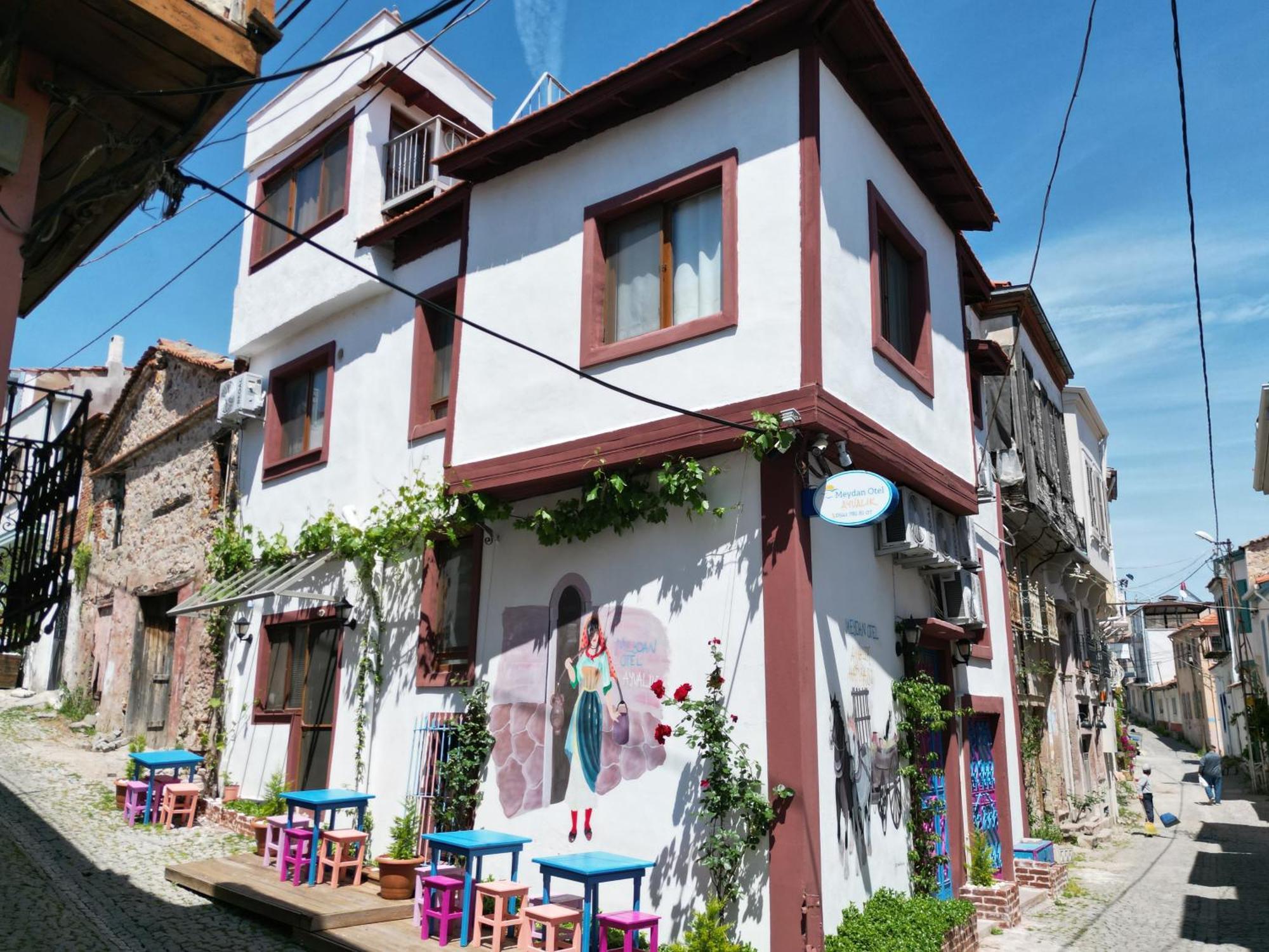 Meydan Otel Ayvalik Exterior photo